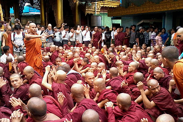 Budha boikot perusahaan Muslim