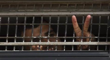 Dinyatakan Bebas, Tiga Tahanan Palestina Hentikan Aksi Mogok Makan