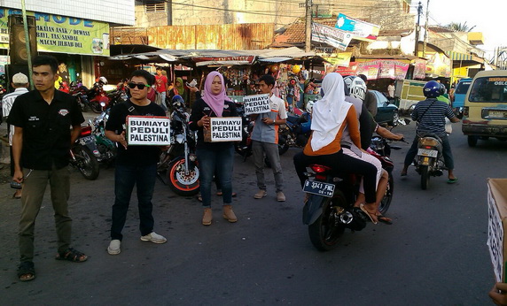 DUKUNGAN MASYARAKAT INDONESIA UNTUK GAZA TERUS MENGALIR