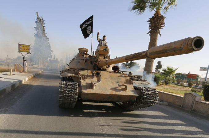 CIA: ISIS PUNYA 20.00-31.500 PEJUANG DI IRAK DAN SURIAH