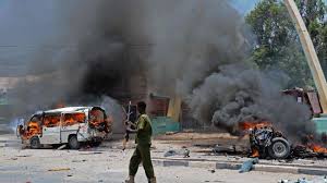 BOM BUNUH DIRI TEWASKAN 12 ORANG DI SOMALIA