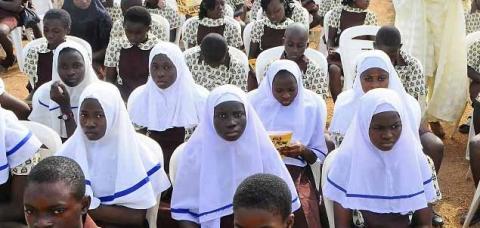 Mahkamah Agung Nigeria Izinkan Penggunaan Jilbab di Sekolah-sekolah Negara Bagian Lagos