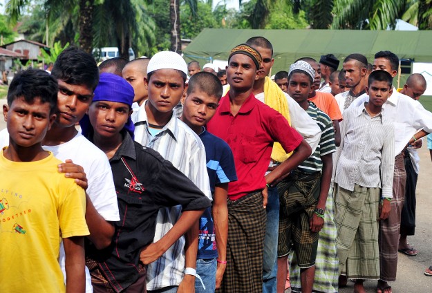 India, Myanmar dan Bangladesh Rencanakan Deportasi 40.000 Muslim Rohingya