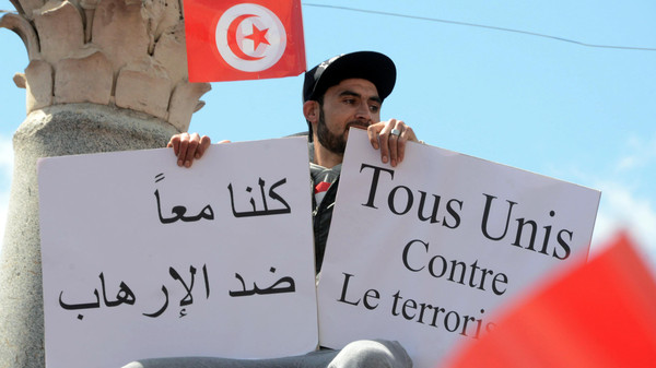 INGGRIS PERINGATKAN KEMUNGKINAN SERANGAN ISIS BERLANJUT DI TUNISIA