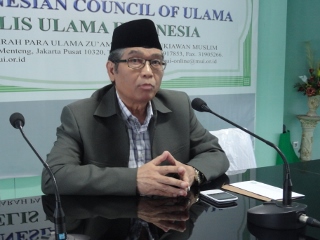 Prof. Hasanuddin AF : Fatwa Produk Halal Tetap Otoritas MUI