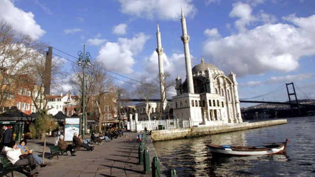 PERTEMUAN ISTANBUL : UMMAT ISLAM HARUS AKTIF MENGHADAPI  PEMANASAN GLOBAL