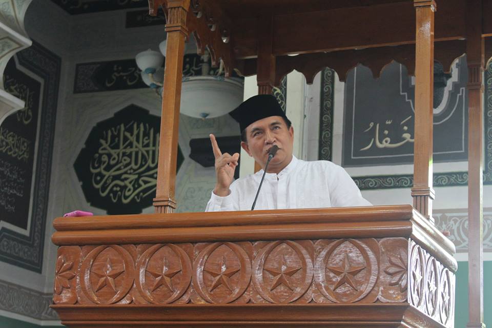 YUSRIL: UMAT ISLAM WAJIB JALANKAN SYARIAT TANPA PIAGAM JAKARTA