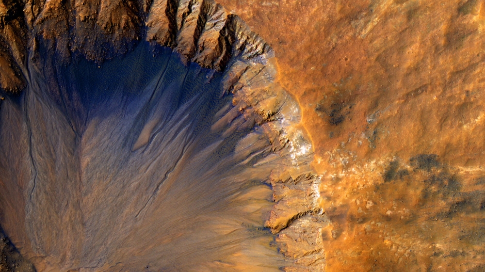 NASA TEMUKAN AIR CAIR DI MARS