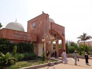 KERJASAMA DENGAN UNIVERSITAS DI SUDAN, AL-FATAH KIRIM SEMBILAN SANTRI