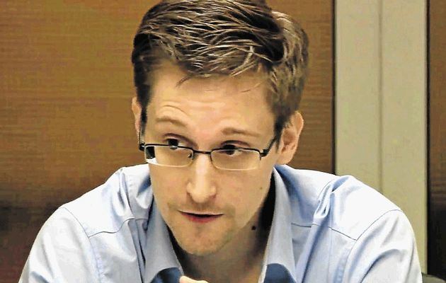 Edward Snowden Resmi Jadi WN Rusia