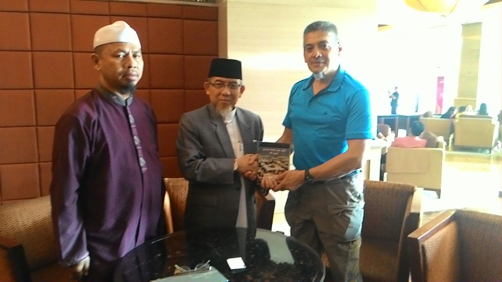 ULAMA AFSEL INGIN BELAJAR TENTANG ISLAM DI INDONESIA
