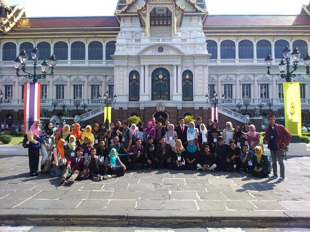Tujuh Mahasiswa Indonesia Ikut Acara Pertukaran Budaya di Thailand