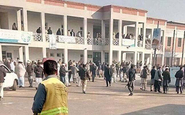 Serangan di Universitas Pakistan Tewaskan 21 Orang
