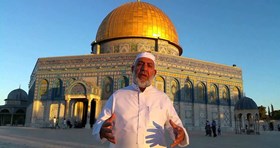 Polisi Israel Asingkan Syaikh Bakirat dari Al-Quds  Selama Enam bulan