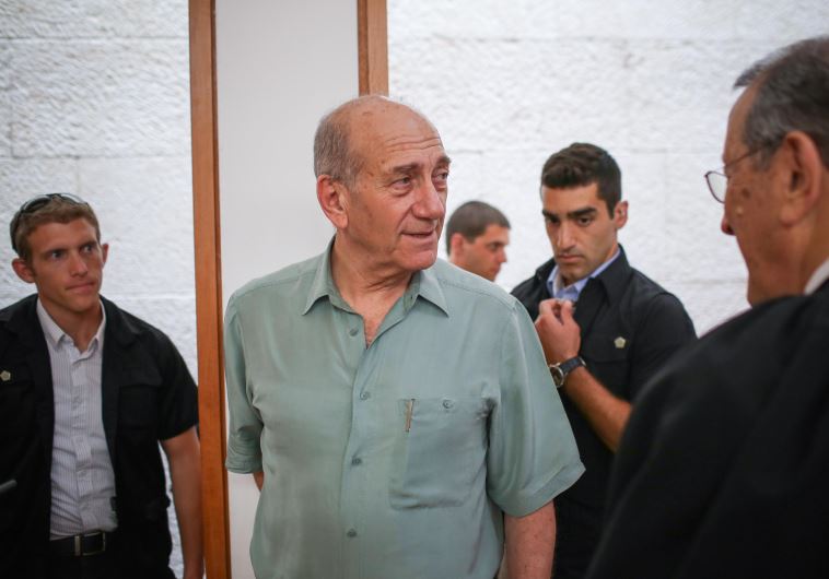 Mantan PM Israel Ehud Olmert Hari Ini Masuk Penjara