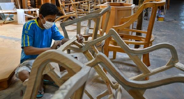 Menteri Perindustrian : Industri Furniture Serap 2,5 Juta Tenaga Kerja