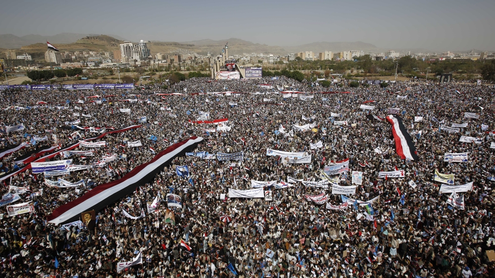 Puluhan Ribu Warga Yaman Tolak Perang Yaman