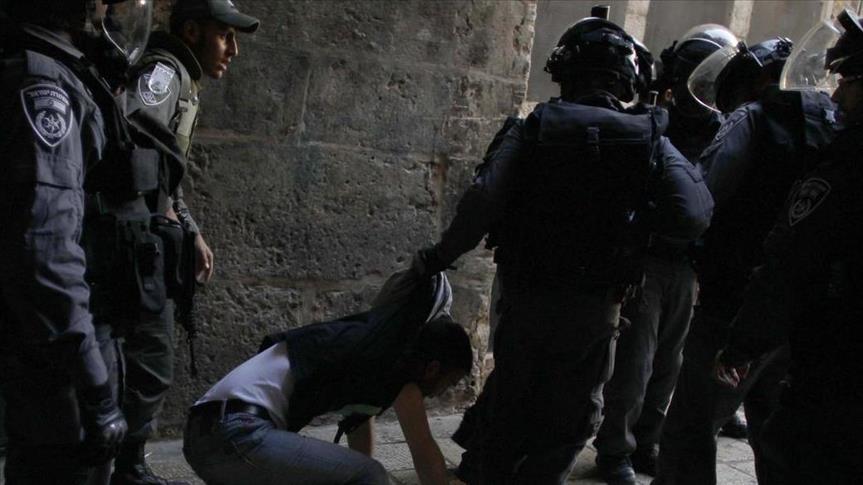 Militer Israel Tangkap Puluhan Pemuda Palestina di Masjid Al-Aqsha