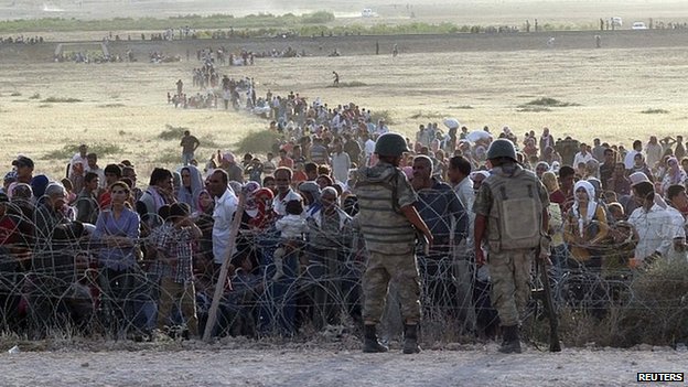 Lebih 100.000 Orang Terjebak di Perbatasan Turki-Suriah