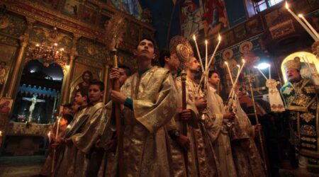 Kristen Ortodoks Palestina Rayakan Hari Raya Paskah