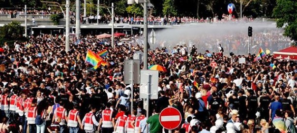 Kelompok Garis Keras Turki Akan Cegah Parade Gay