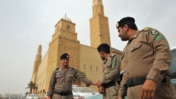 Polisi Saudi Lakukan Penangkapan-Penangkapan