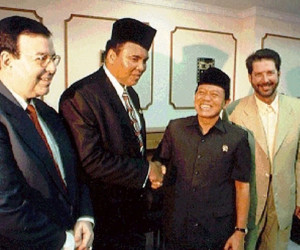 Ketika Muhammad Ali Berkunjung ke Indonesia