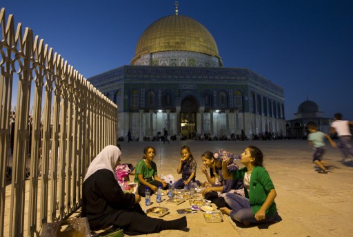 Israel Larang Warga Shalat Jumat Terakhir Ramadhan