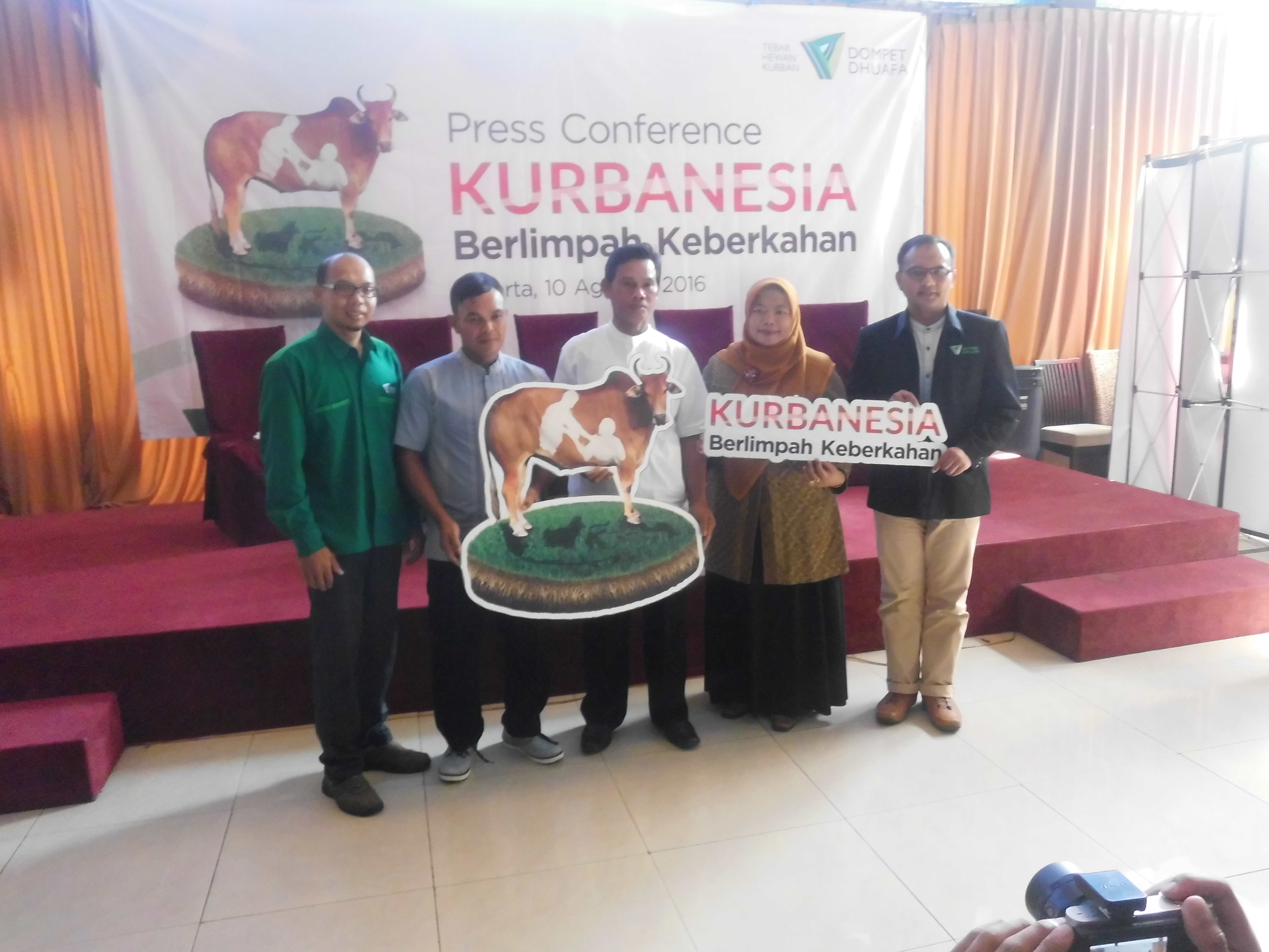Dompet Dhuafa Berdayakan Peternak Lokal Untuk Adakan THK