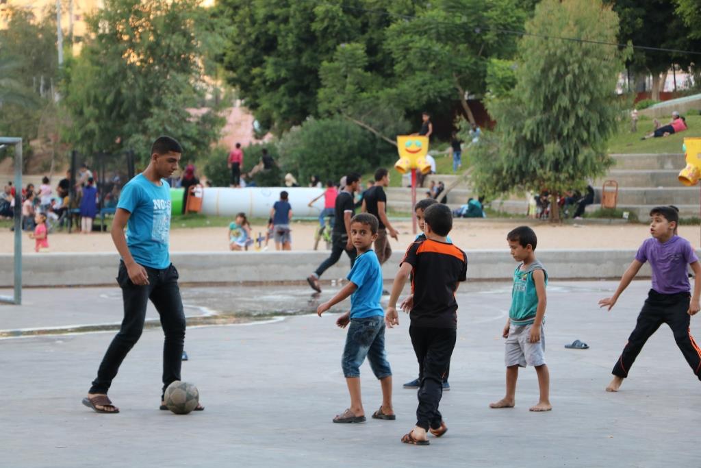 Taman Damai Barcelona Di Jantung Kota Gaza