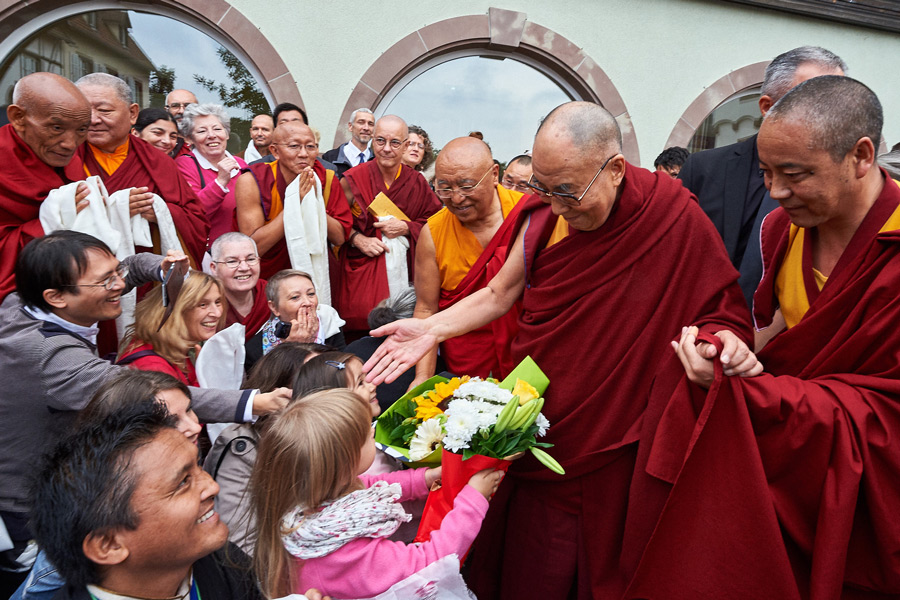 Dalai Lama: Kekerasan Bukan dari Islam dan Buddha