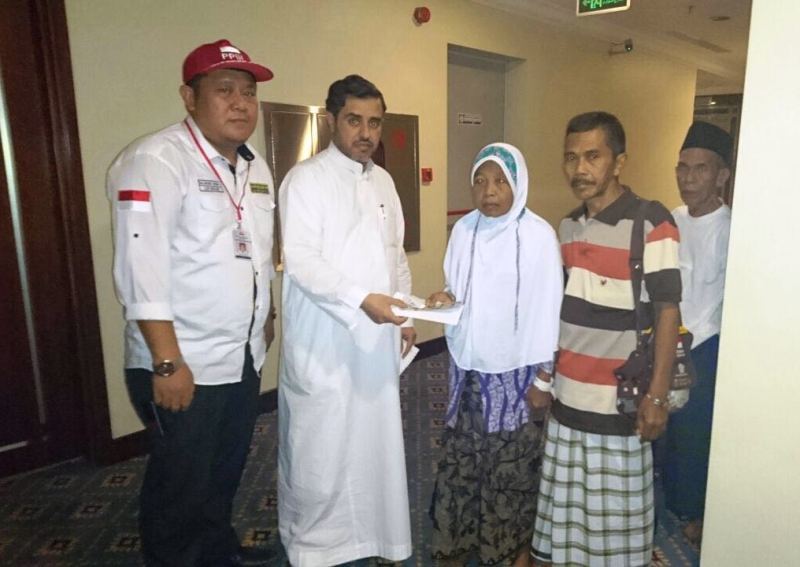 Keluarga Jemaah Wafat Terima Uang Duka 2.000 Riyal dari Pengelola Hotel Dar Hady