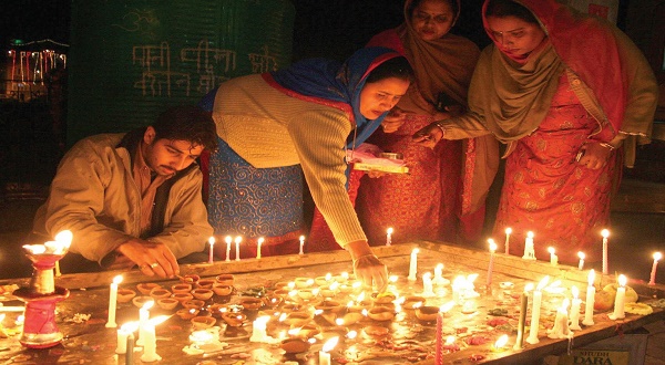 Pemerintah Kashmir Harapkan Perayaan Diwali Jadi Pemersatu dan Pendamaian
