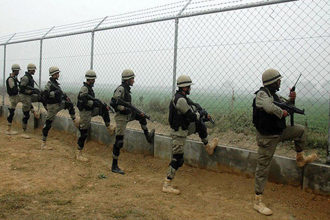 Media Pakistan: 14 Tentara India Tewas, Satu Ditangkap hidup-Hidup