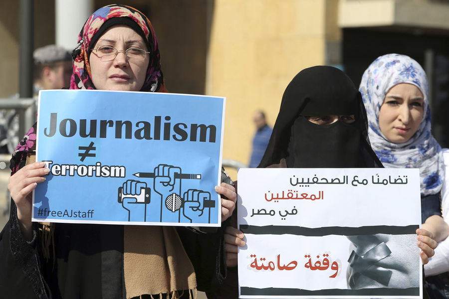 Tiga Wartawan Ditahan di Mesir Setelah Wawancara Vox Pop