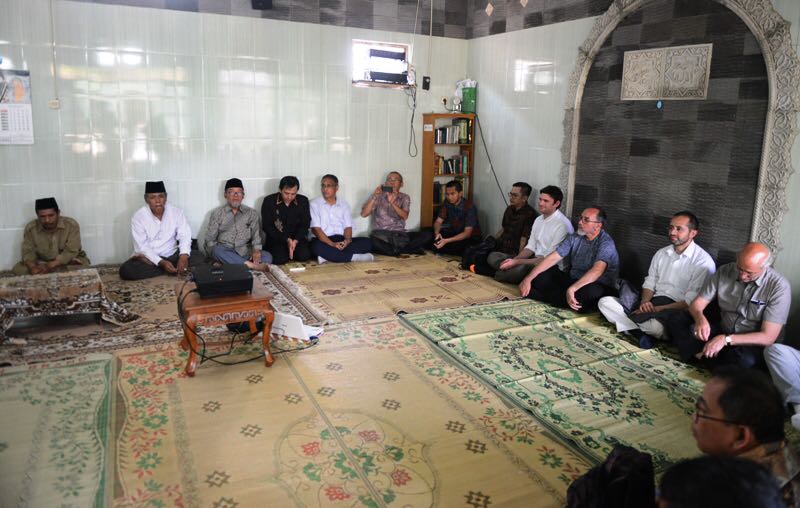 Peserta MIKTA IID Kunjungi Pesantren Nurul Ummahat Yogyakarta