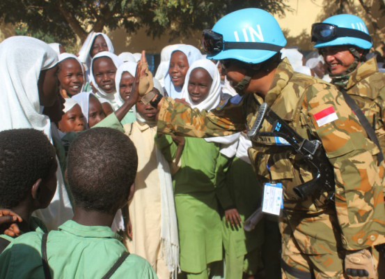 Pasukan Garuda Sumbang dan Latih Kesenian Pelajar Madrasah di Sudan