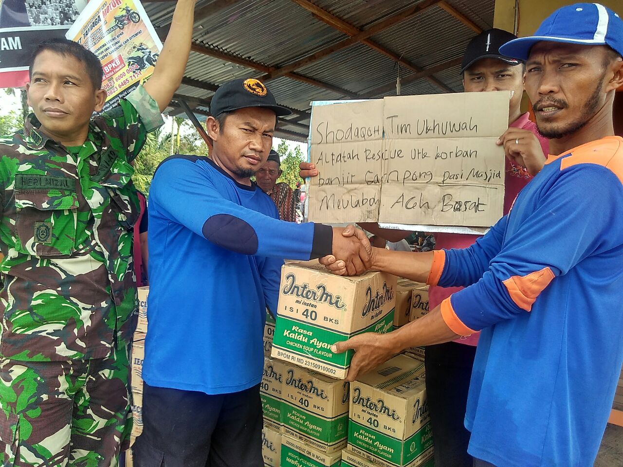 UAR Salurkan Bantuan Bagi Korban Banjir Meulaboh, Aceh Barat