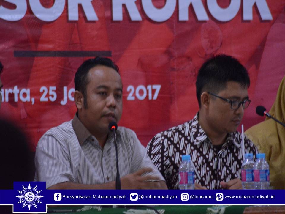 Pemuda Muhammadiyah Imbau Masyarakat Batasi Iklan Rokok