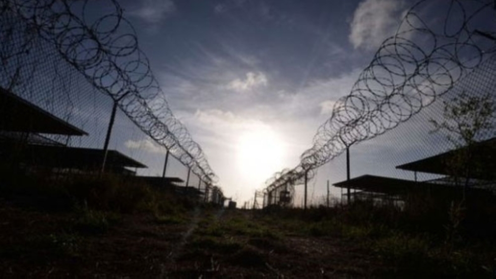 Oman Terima 10 Tahanan Guantanamo Bay