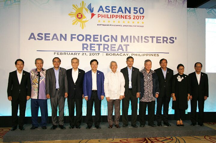 Menlu RI: ASEAN Harus Mainkan Peran Sentral di Kawasan