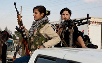 Pejuang Perempuan Kurdi Bentrok dengan Militer Turki