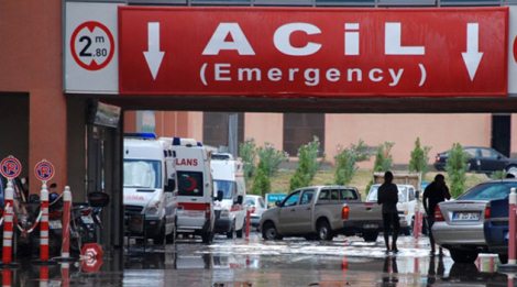 Bulan Sabit Merah Turki Buka Dua Rumah Sakit di Suriah