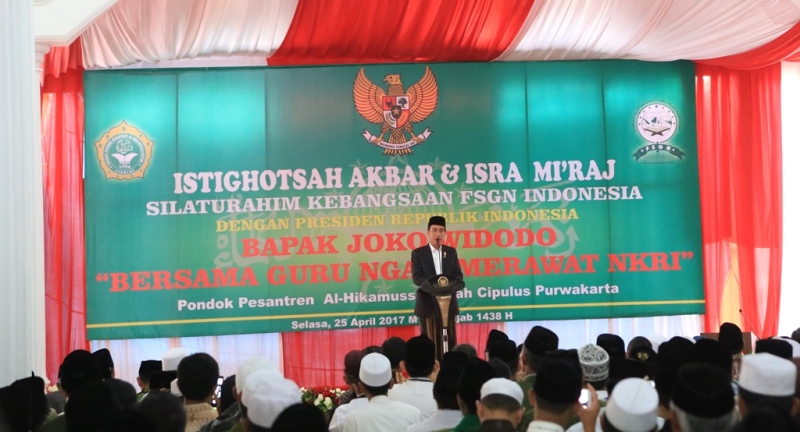 Jokowi Ingatkan Pentingnya Pesan Isra Miraj