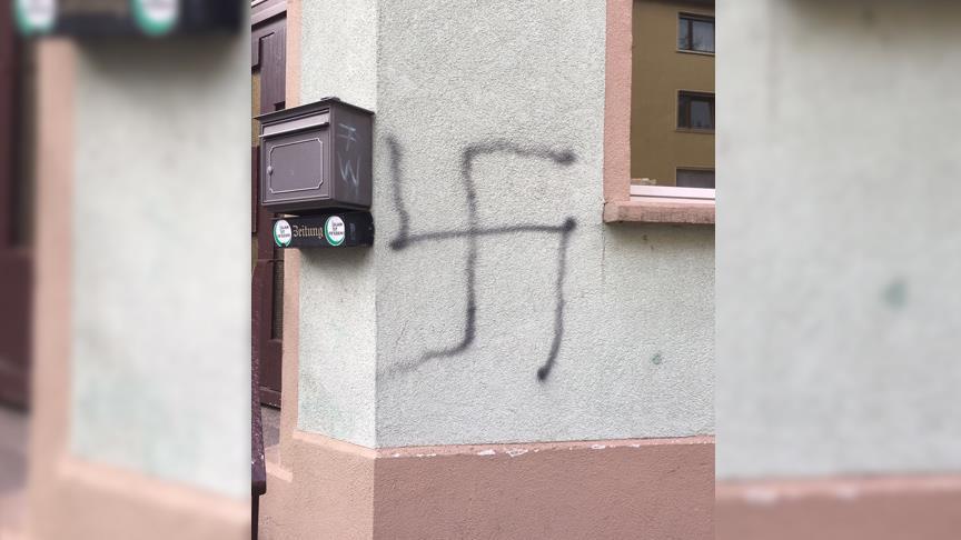 Masjid di Jerman Dirusak Dengan Simbol Nazi