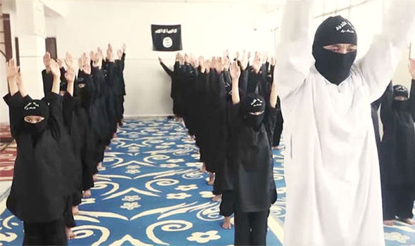 Uni Eropa: Wanita dan Remaja ISIS Timbulkan Ancaman di Negara Asal