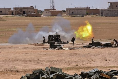 Pasukan Pemerintah dan Oposisi Suriah Masuk ke Raqqa