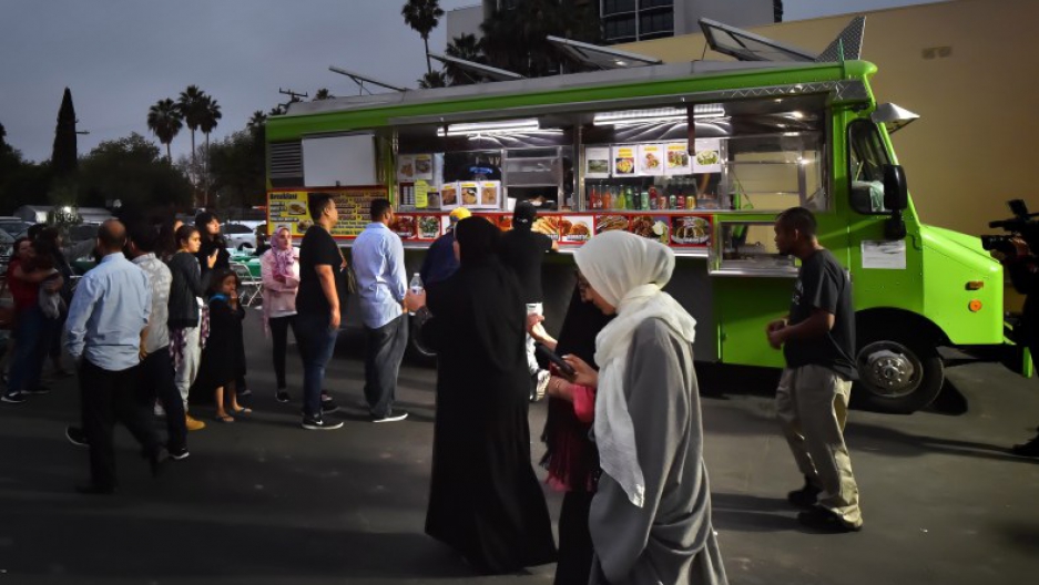 Komunitas Muslim dan Latino di California Buka Puasa Bersama
