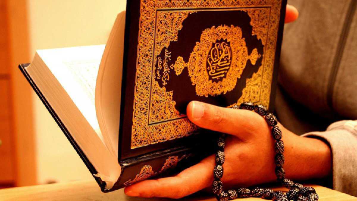 Khutbah Idul Fitri 1438: Tingkatkan Jihad dengan Al-Quran untuk Kejayaan Islam