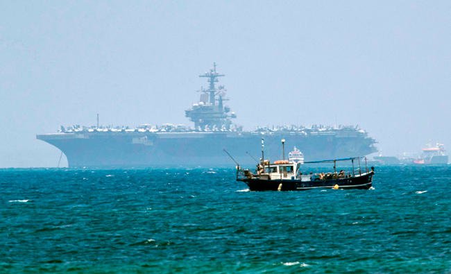 Kapal Angkatan Laut AS Waspadai Ketegangan dengan Sekutu Suriah